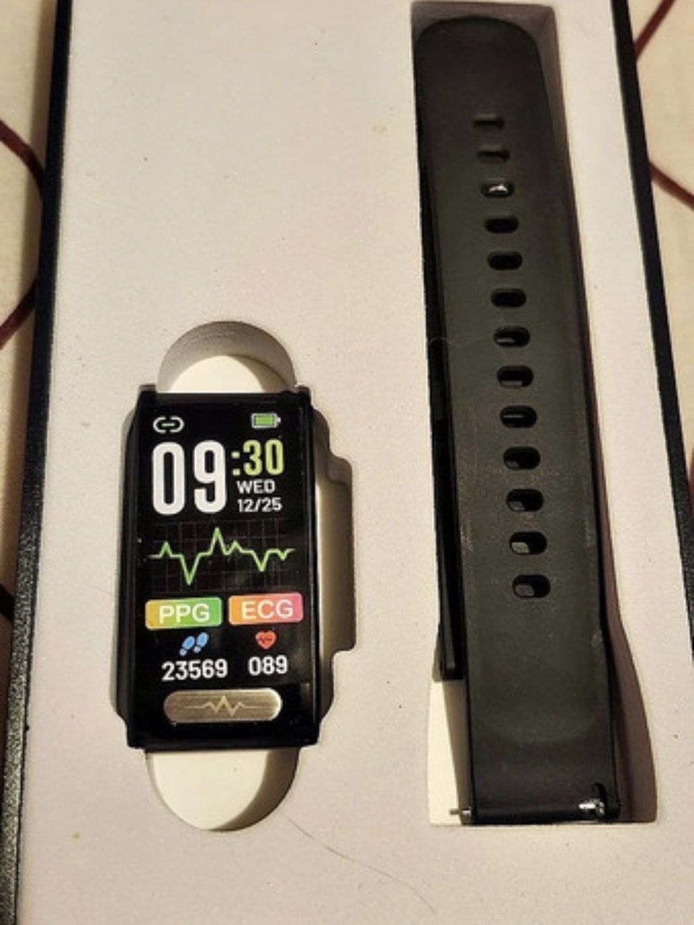 Galaxy S23 FE Smart Watch Black & Green